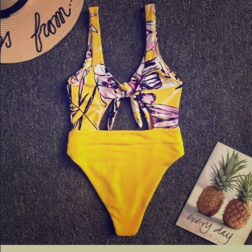 Floral 1 yellow piece